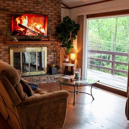 Modern Cabin With Hot Tub Grill Lake Beach Wineries Hiking Fishing And Hershey Park Family And Pet Friendly Superhosts On Ab&B Mount Gretna Εξωτερικό φωτογραφία
