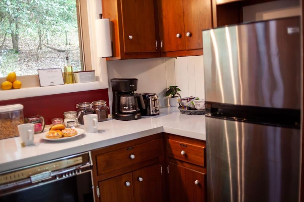 Modern Cabin With Hot Tub Grill Lake Beach Wineries Hiking Fishing And Hershey Park Family And Pet Friendly Superhosts On Ab&B Mount Gretna Εξωτερικό φωτογραφία