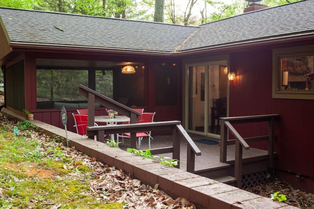 Modern Cabin With Hot Tub Grill Lake Beach Wineries Hiking Fishing And Hershey Park Family And Pet Friendly Superhosts On Ab&B Mount Gretna Εξωτερικό φωτογραφία