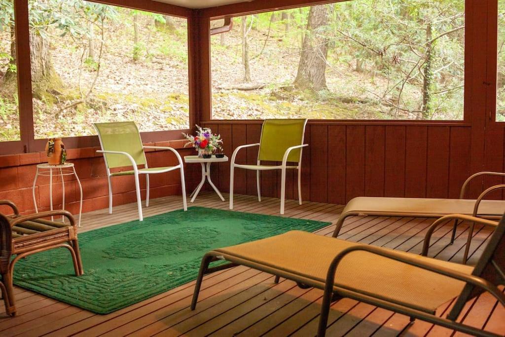 Modern Cabin With Hot Tub Grill Lake Beach Wineries Hiking Fishing And Hershey Park Family And Pet Friendly Superhosts On Ab&B Mount Gretna Εξωτερικό φωτογραφία