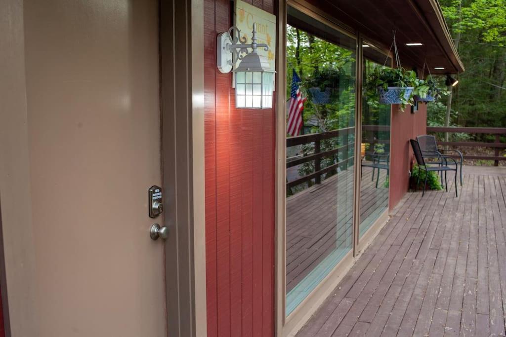 Modern Cabin With Hot Tub Grill Lake Beach Wineries Hiking Fishing And Hershey Park Family And Pet Friendly Superhosts On Ab&B Mount Gretna Εξωτερικό φωτογραφία
