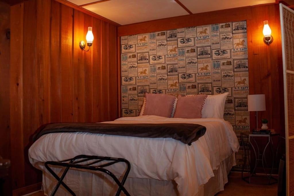 Modern Cabin With Hot Tub Grill Lake Beach Wineries Hiking Fishing And Hershey Park Family And Pet Friendly Superhosts On Ab&B Mount Gretna Εξωτερικό φωτογραφία